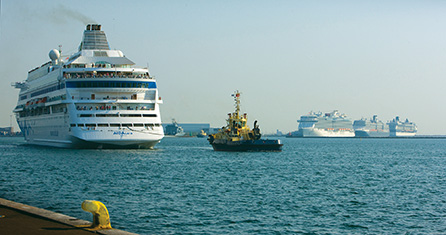 krydstogtsskibe havnen